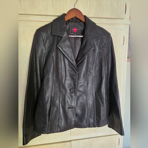 90's or early 2000's brown leather women's jacket.